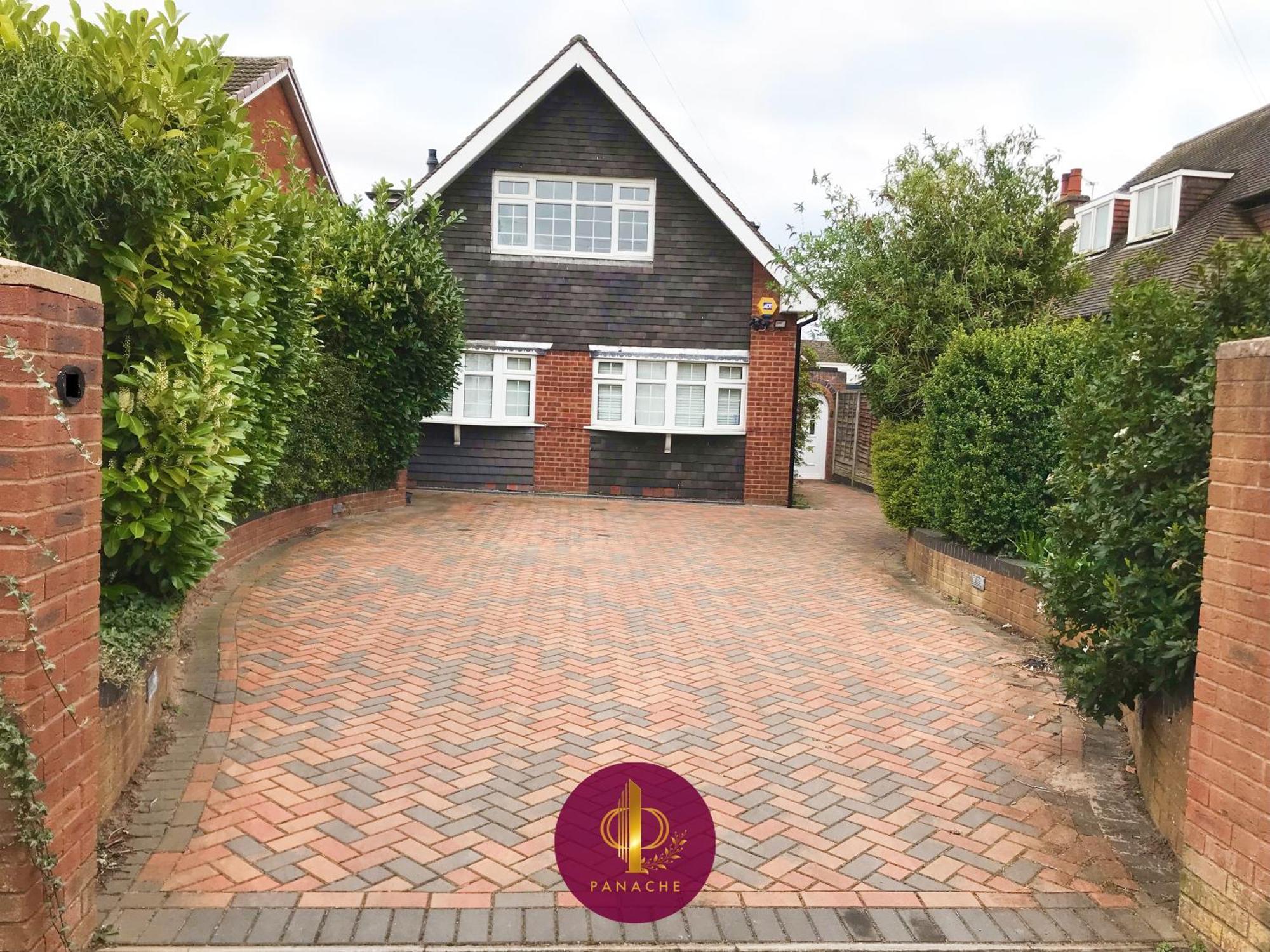 Contractors, Relocators, Free Parking, Wifi, Smart Tvs Apartment Marston Green Bagian luar foto